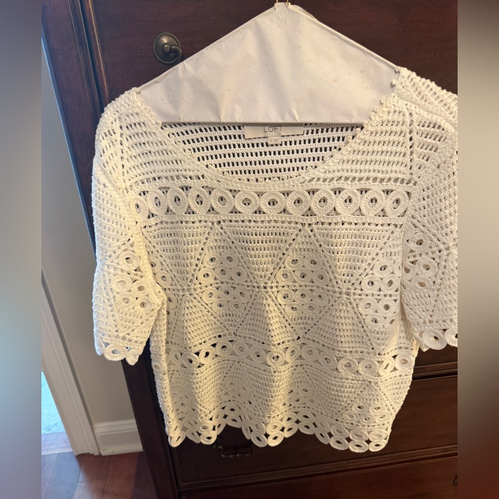 Loft knit Top size small top